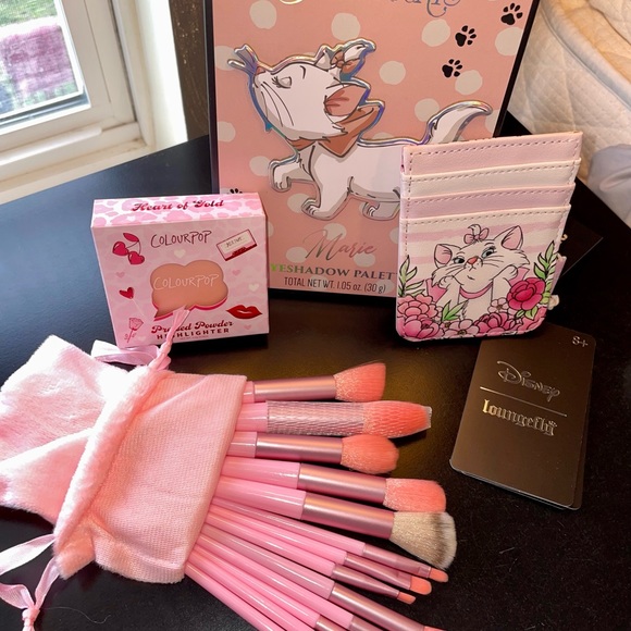 ARISTOCATS BEAUTY BUNDLE # 2 - Picture 3 of 13
